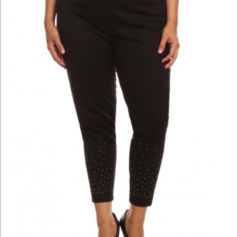 Rhinestone plus black leggings